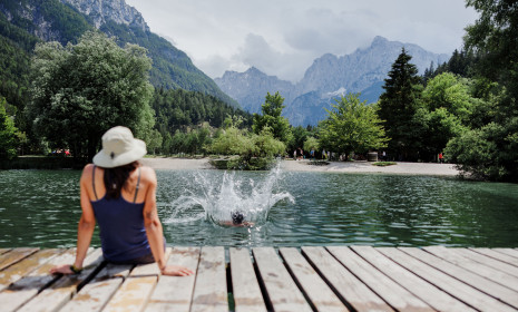JEZERO JASNA1c, skok v poletno osvežitev